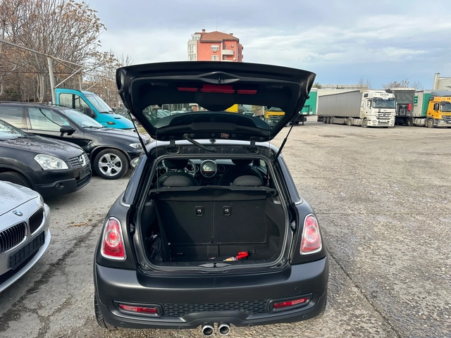 Mini Cooper s 1.6 Turbo/184 к.с - автомобили, коли, обяви за нови и употребявани 12