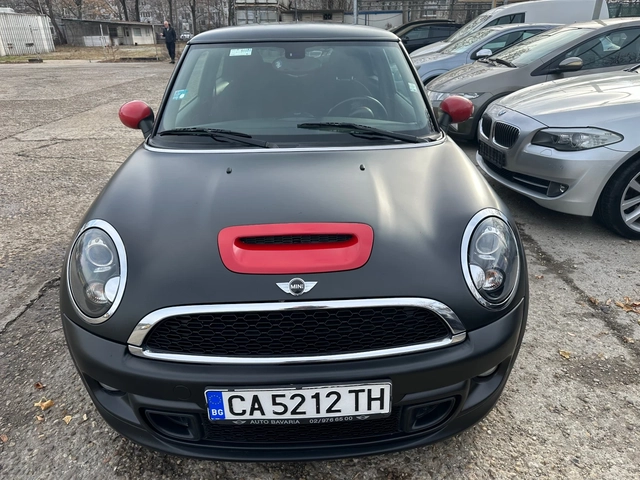 Mini Cooper s 1.6 Turbo/184 к.с - автомобили, коли, обяви за нови и употребявани 1