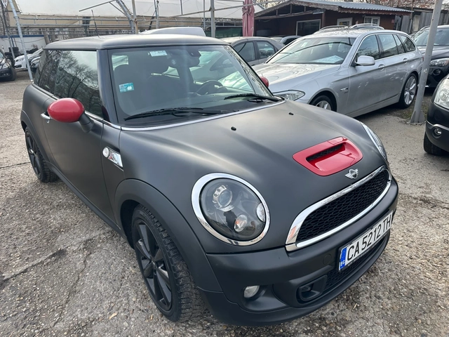 Mini Cooper s 1.6 Turbo/184 к.с - автомобили, коли, обяви за нови и употребявани 2