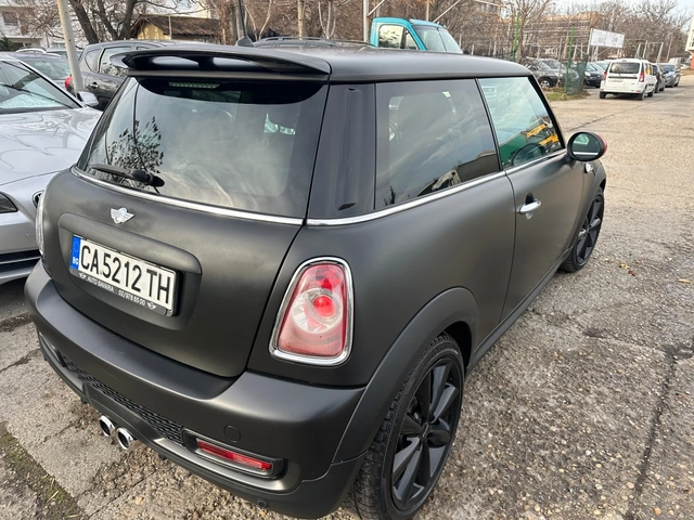 Mini Cooper s 1.6 Turbo/184 к.с - автомобили, коли, обяви за нови и употребявани 4
