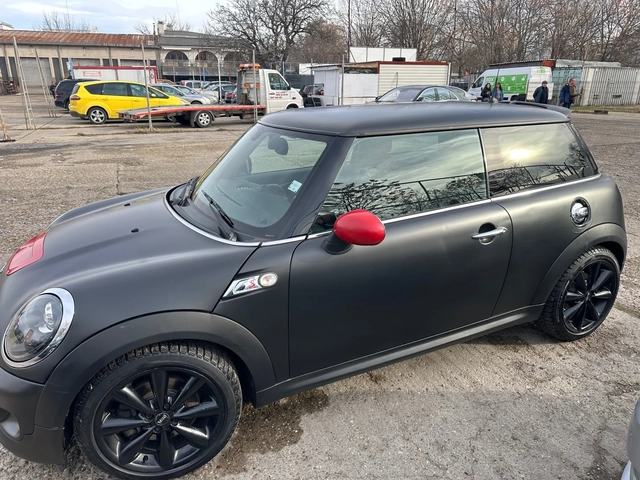 Mini Cooper s 1.6 Turbo/184 к.с - автомобили, коли, обяви за нови и употребявани 7