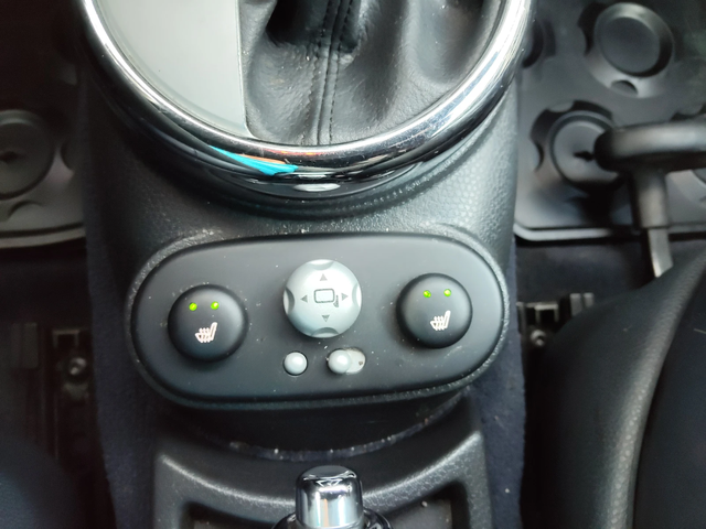 Mini Cooper s cabrio 86KM + AUTO+ KOJA - автомобили, коли, обяви за нови и употребявани 11