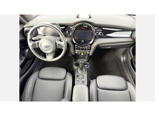 MINI Cooper SE - автомобили, коли, обяви за нови и употребявани 6