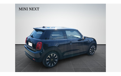 MINI Cooper SE - автомобили, коли, обяви за нови и употребявани 1