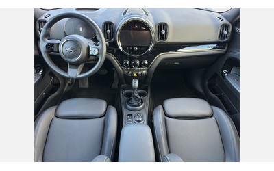 MINI Cooper SE ALL4 - автомобили, коли, обяви за нови и употребявани 6