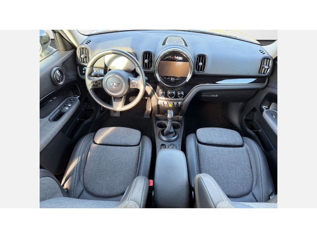 MINI Cooper SE ALL4 - автомобили, коли, обяви за нови и употребявани 6