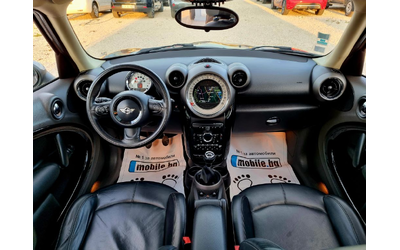 Mini Countryman 1.6D 4x4 Panorama, Navi, Koja - автомобили, коли, обяви за нови и употребявани 10