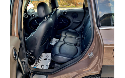 Mini Countryman 1.6D 4x4 Panorama, Navi, Koja - автомобили, коли, обяви за нови и употребявани 13