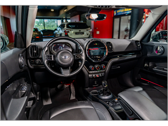 Mini Countryman Mini Countryman  - автомобили, коли, обяви за нови и употребявани 24