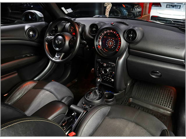 Mini Countryman Mini Countryman  - автомобили, коли, обяви за нови и употребявани 16