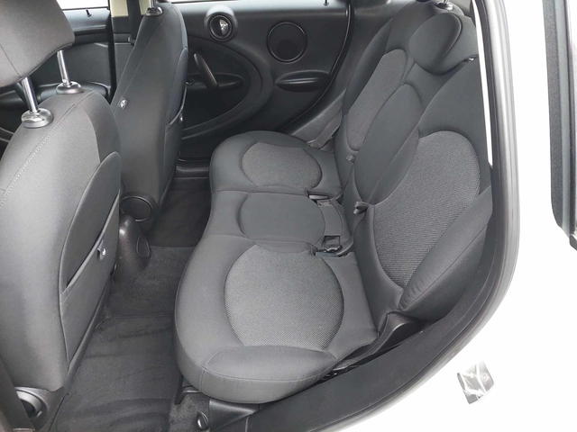 Mini Countryman 2, 0d 4x4 AUTOMATIC - автомобили, коли, обяви за нови и употребявани 8