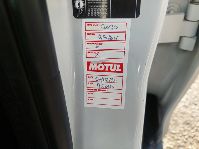 Mini Countryman 1, 6i 6ck - автомобили, коли, обяви за нови и употребявани 14