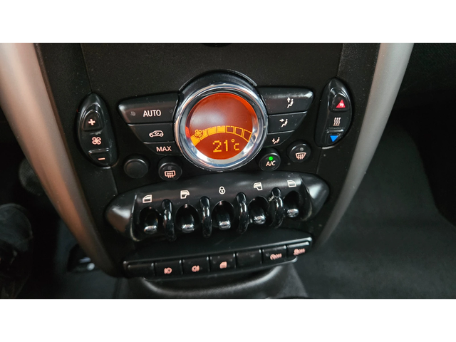 Mini Countryman 2.0D 4x4/6skorosti/Klimatronik - автомобили, коли, обяви за нови и употребявани 14