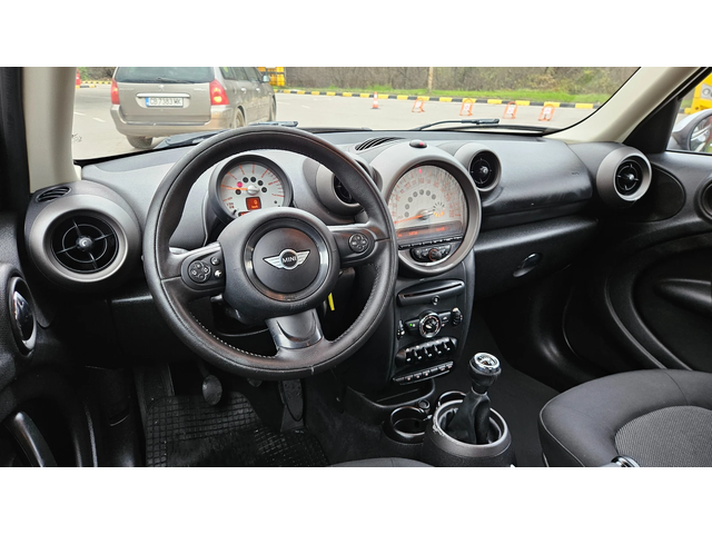 Mini Countryman 2.0D 6skorosti/Klimatron - автомобили, коли, обяви за нови и употребявани 10