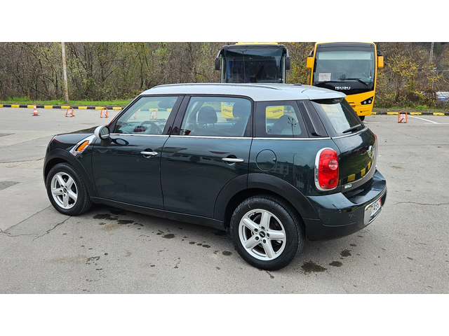 Mini Countryman 2.0D 6skorosti/Klimatron - автомобили, коли, обяви за нови и употребявани 3