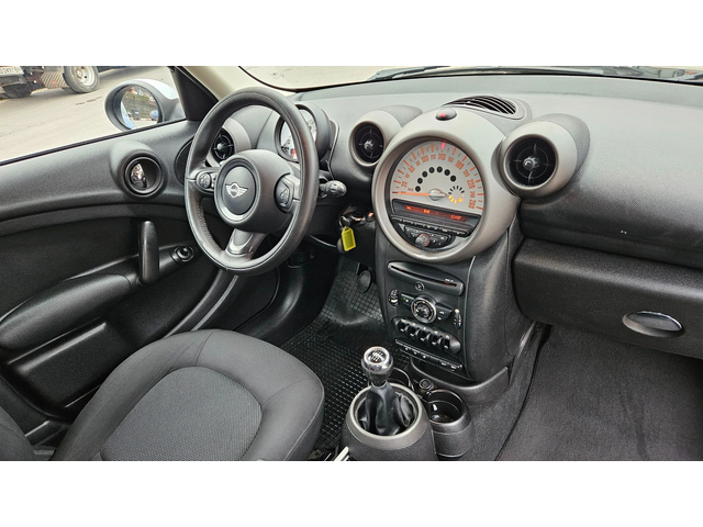 Mini Countryman 2.0D 6skorosti/Klimatron - автомобили, коли, обяви за нови и употребявани 9