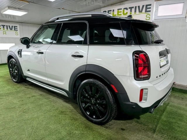 Mini Countryman S-ALL4-HARMON/CARBON-HEAD UP-ПАНОРАМА-КАМЕРА - автомобили, коли, обяви за нови и употребявани 4