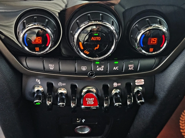 Mini Countryman SD/ALL4/GERMANY/HEAD UP/CAMERA/PANO/CAR PLAY/LIZIN - автомобили, коли, обяви за нови и употребявани 11