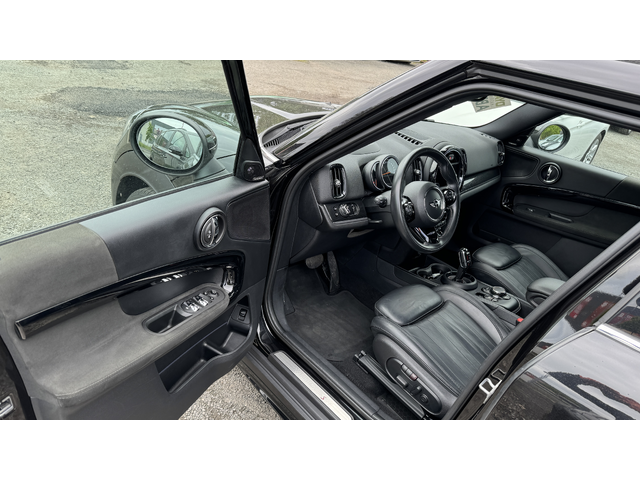 Mini Countryman SD ALL4 Внос Швейцария, Distronic, Камера, LED, HUD - автомобили, коли, обяви за нови и употребявани 8