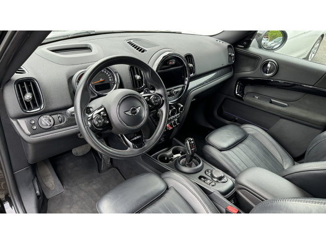 Mini Countryman SD ALL4 Внос Швейцария, Distronic, Камера, LED, HUD - автомобили, коли, обяви за нови и употребявани 9