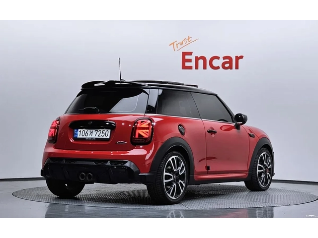 Mini John Cooper Works HUD* КАМЕРА* АЛКАНТАРА* ШИБЕДАХ* ЛИЗИНГ - автомобили, коли, обяви за нови и употребявани 1