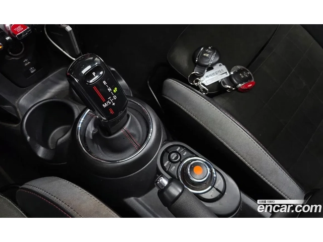 Mini John Cooper Works HUD* АЛКАНТАРА* ШИБЕДАХ* КАМЕРА* ЛИЗИНГ - автомобили, коли, обяви за нови и употребявани 8
