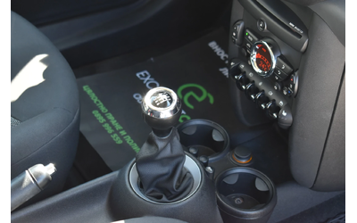 Mini One 1.6i* Сервизна история* ПОДГРЕВИ* 6скорости* - автомобили, коли, обяви за нови и употребявани 12