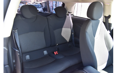 Mini One 1.6i* Сервизна история* ПОДГРЕВИ* 6скорости* - автомобили, коли, обяви за нови и употребявани 13