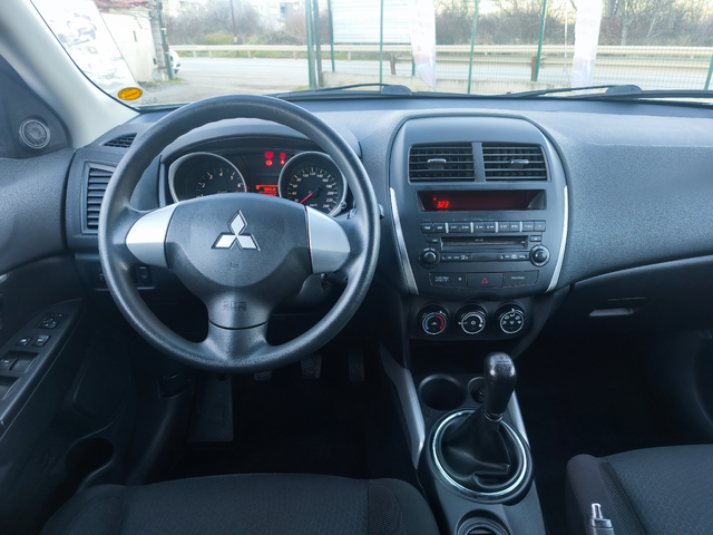 Mitsubishi ASX 1.6 i ГАЗ - автомобили, коли, обяви за нови и употребявани 10