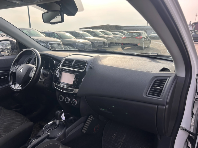 Mitsubishi ASX 2.2DI-D 4WD AVTOMAT/NAVI/KOJA/KAMERA EURO 6 - автомобили, коли, обяви за нови и употребявани 10