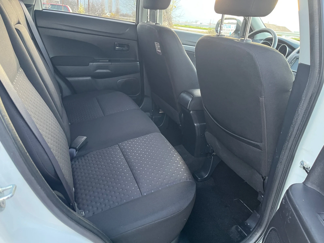 Mitsubishi ASX 1.8DDTI-150-4x4-NAVI-PANO-ITALIA - автомобили, коли, обяви за нови и употребявани 5