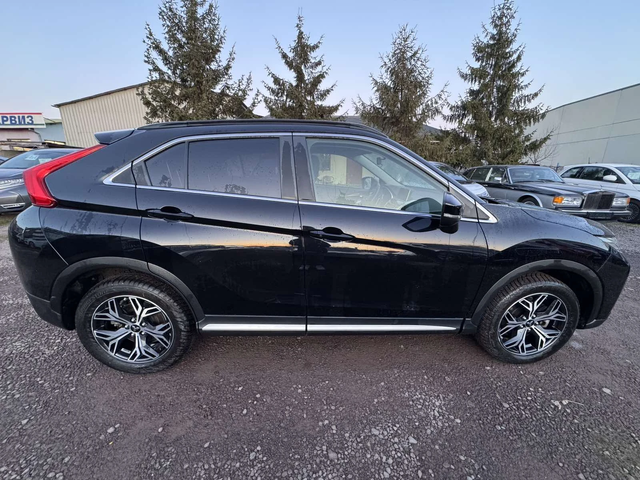 Mitsubishi Eclipse Cross 1.5T Sty4WD, 163 к.с - автомобили, коли, обяви за нови и употребявани 7