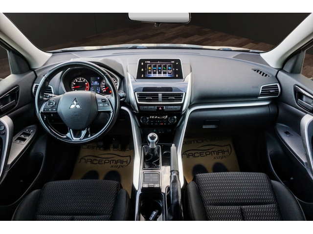 Mitsubishi Eclipse Cross 1.5T INTENSE - автомобили, коли, обяви за нови и употребявани 8