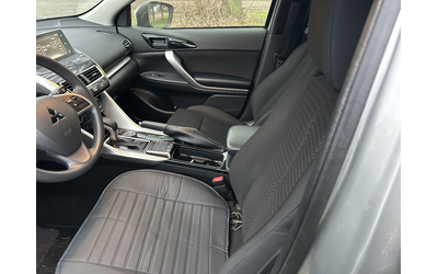 Mitsubishi Eclipse Cross 4x4 - автомобили, коли, обяви за нови и употребявани 8