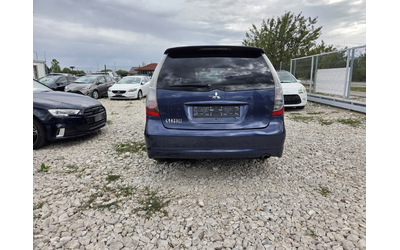 mitsubishi-grandis - 5