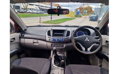Mitsubishi L200 2.5 136 к.с.десен волан - автомобили, коли, обяви за нови и употребявани 15