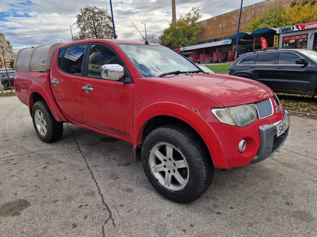 Mitsubishi L200 2.5 136 к.с.десен волан - автомобили, коли, обяви за нови и употребявани 1