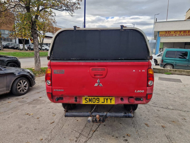 Mitsubishi L200 2.5 136 к.с.десен волан - автомобили, коли, обяви за нови и употребявани 3