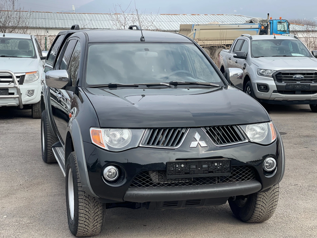 Mitsubishi L200 2.5Di-D 4x4 Instyle - автомобили, коли, обяви за нови и употребявани 9