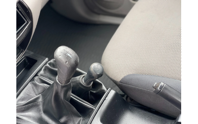 Mitsubishi L200 2.5Di-D 4x4 Facelift - автомобили, коли, обяви за нови и употребявани 13