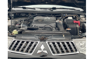 Mitsubishi L200 2.5Di-D 4x4 Facelift - автомобили, коли, обяви за нови и употребявани 14