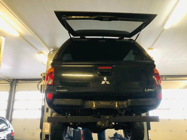 Mitsubishi L200 2.5Di-D 178к.с.на части - автомобили, коли, обяви за нови и употребявани 2