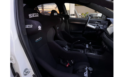 Mitsubishi Lancer Evolution X - автомобили, коли, обяви за нови и употребявани 10