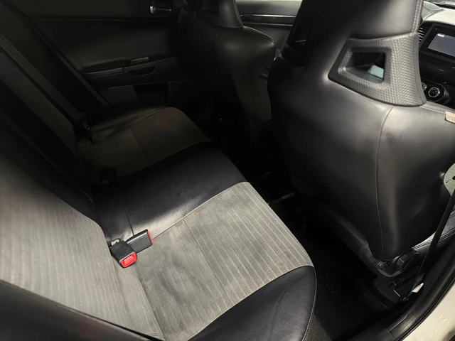 Mitsubishi Lancer Evolution GSR| CARFAX| КРАЙНА ЦЕНА - автомобили, коли, обяви за нови и употребявани 13