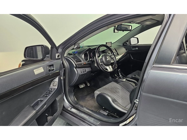 Mitsubishi Lancer * EVOLUTION* CARBON* HEAD-UP* CAMERA* RECARO* - автомобили, коли, обяви за нови и употребявани 8