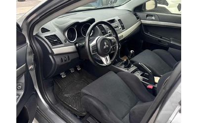 mitsubishi-lancer - 4