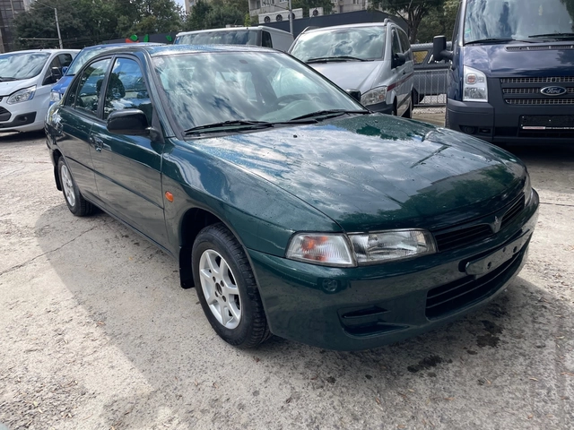 Mitsubishi Lancer 1.3 GLXi - автомобили, коли, обяви за нови и употребявани 1