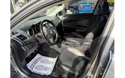 mitsubishi-lancer - 5