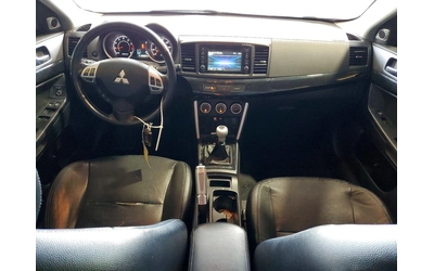 mitsubishi-lancer - 4