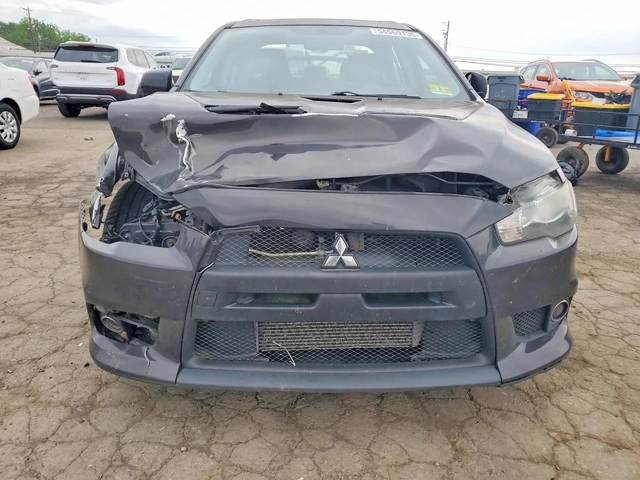 Mitsubishi Lancer EVOLUTION GSR - автомобили, коли, обяви за нови и употребявани 1
